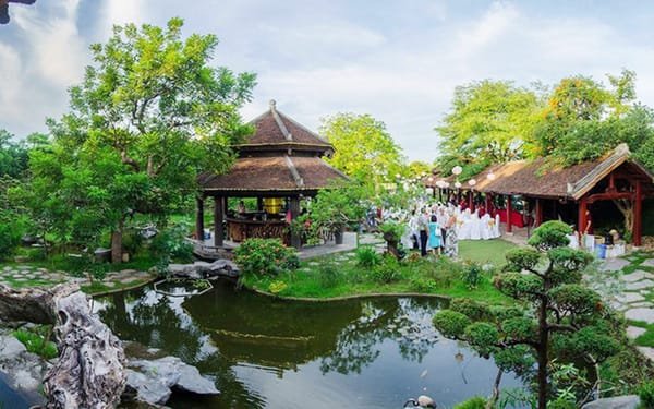 Top 10 mẫu thiết kế nhà hàng sân vườn 13 Top 10 mẫu thiết kế nhà hàng sân vườn 13